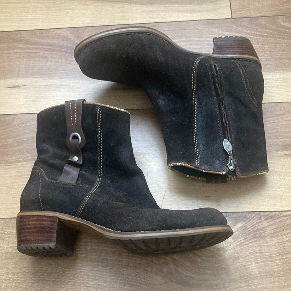 Red Wing Brown Suede Ankle Boots